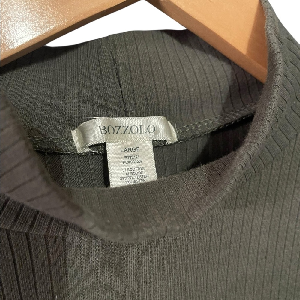 Bozzolo Green Turtleneck - Picture 3 of 3